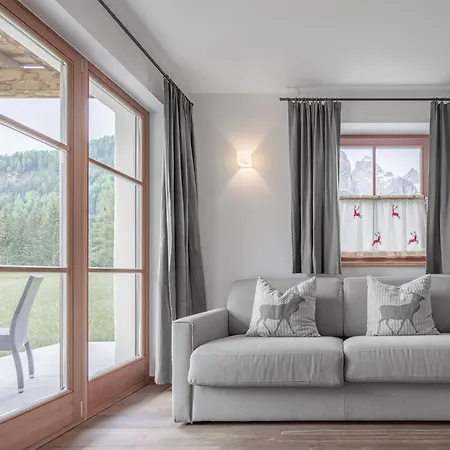 Chalet Ciasa Tino & Sara - Belaval Apartments Corvara In Badia Exterior photo
